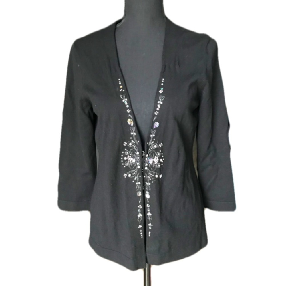 🎀Nine West Embroidered Size Large Front Hooks Ladies Cardigan